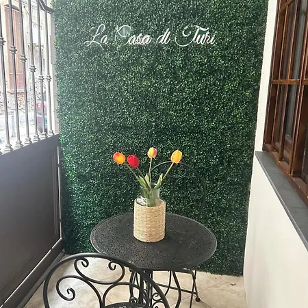 La Casa Di Turi * Katania